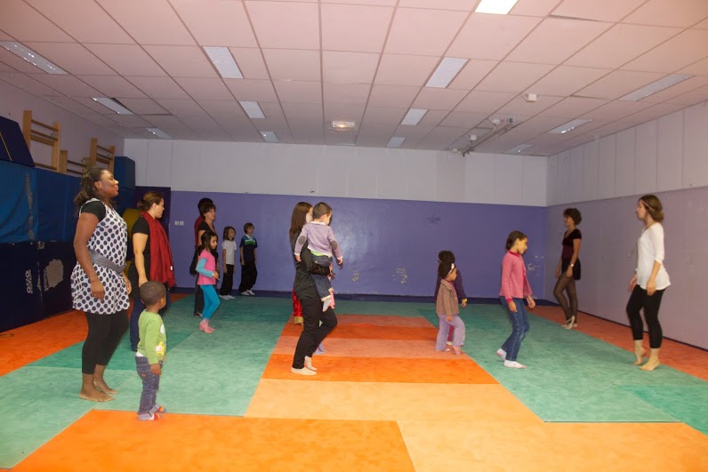 Premier Atelier « Danse Classique » aux Amandiers Premier Atelier « Danse Classique » aux Amandiers